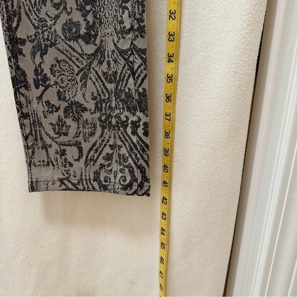 Fantastic Black and Gray Women's Skinny Jeans with added sparkle!! - Picture 2 of 9